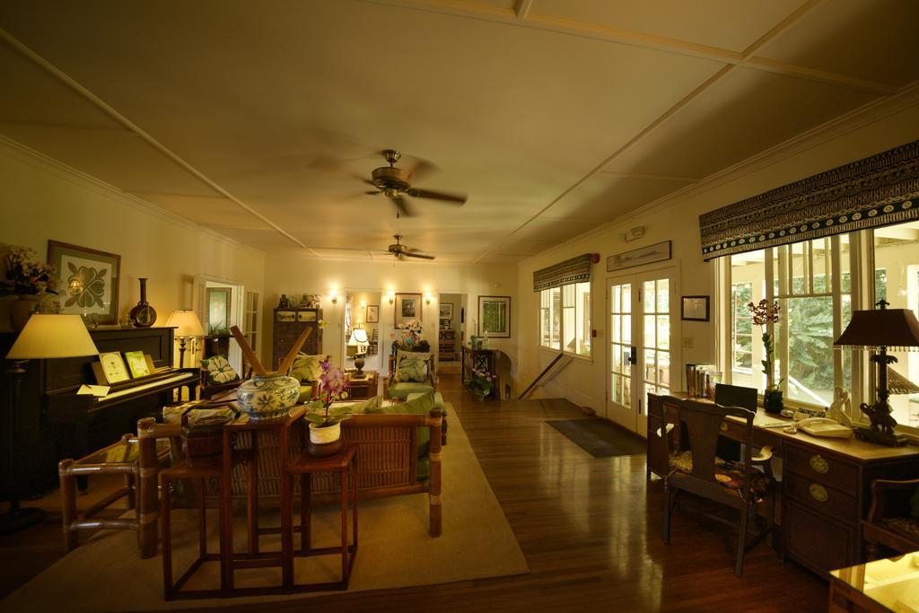 The Historic Wailuku Inn Maui Εξωτερικό φωτογραφία